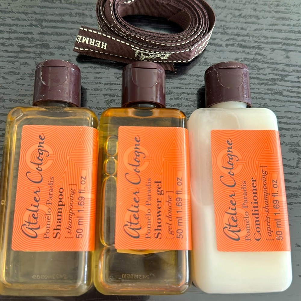 Set of three travel set with Hermes ribbon
